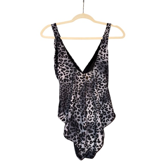 MIRACLESUIT Kitty Galore Leopard Print Black Gray One Piece Ruched Swimsuit 14 - Picture 7 of 15